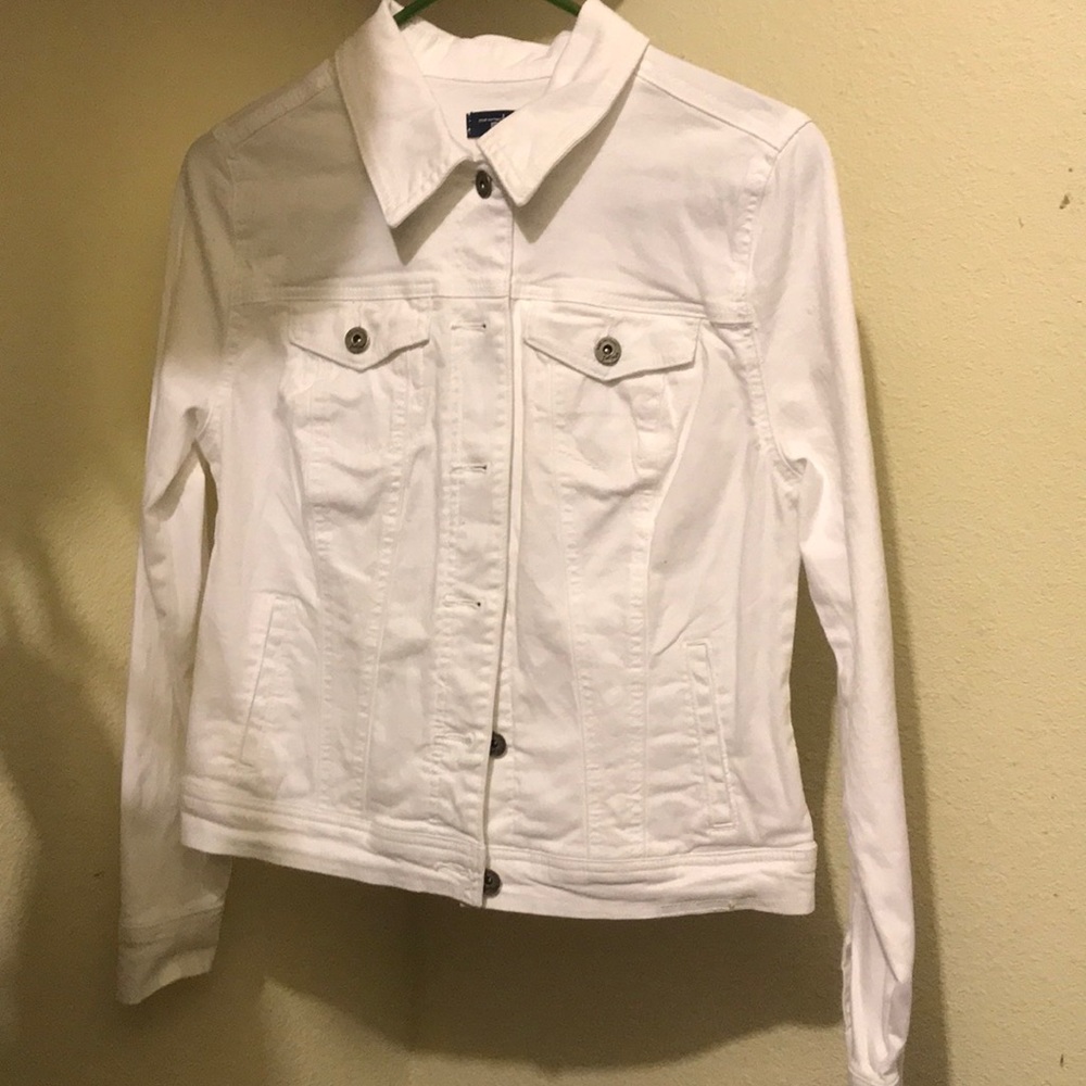 White jacket